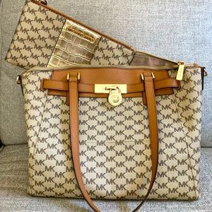 Michael Kors shoulder bag and matching wristlet